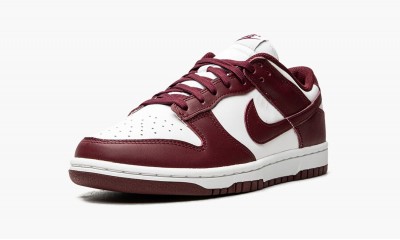 NIKE
WMNS DUNK LOW
Dark Beetroot