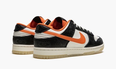 NIKE
DUNK LOW RETRO PRM
Halloween